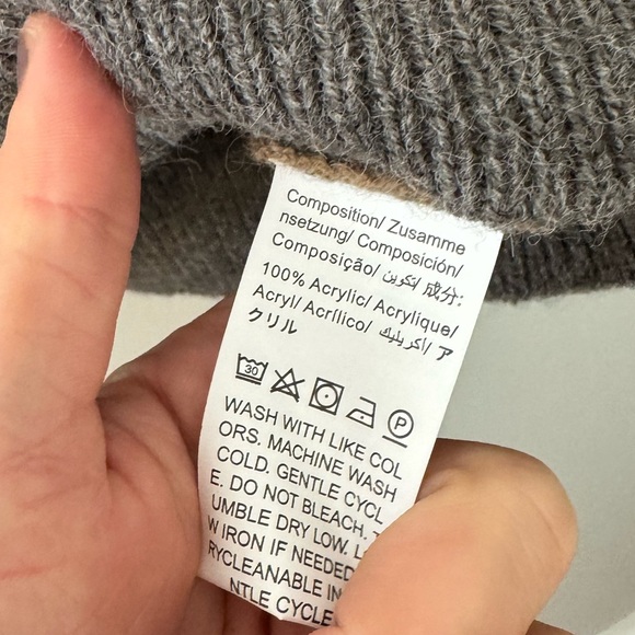 NWOT Cozy oversized Drop Shoulder Fluffy Knit Sweater in Grey w/rust brown - S - Picture 8 of 8